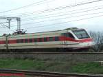 Ein ETR 480 Pendolino mit hoher Geschwindigkeit auf der HGS Firenze - Roma in Richtung Sden (11.04.2008)