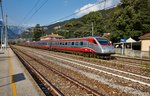 ETR 485 005-5 ist am 22.09.16 auf dem Weg von Bozen komment nach Verona unterwegs gesehen in Peri.