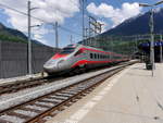 SBB / FS - ETR 610 704 bei der Ausfahrt aus dem Bahnhof Brig am 18.05.2018