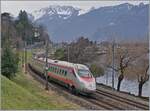 Für den Nachschuss war das Wetter nicht besser, aber immerhin präsentierte sich der FS Trenitalia ETR 610 002 mit einer geschlossenen Schnauze und neigte sich wie es sich für einen