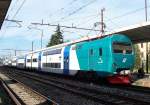 Mit diesen vierteiligen Doppelstock-Triebzug Ale 506 ist nun auch Italien in den Club der Doppelstock-Triebzug-Fahrer eingetreten, eingefangen am 14.11.2006 in Gallarate.
