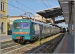 In Parma steht der FS Trenitalia Ale 644 027.