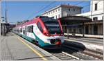 ETR 425 042-A jazz Leonardo Express in Roma Trastevere.