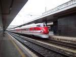 25 lug 1989, Roma Termini station, ETR 450.010 named PENDOLINO.