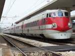 Der  Eurostar-Italia  im Bahnhof Ravenna. Der Zug kam aus Rom nach Ravenna, hatte dort rund 3 Stunden Aufenthalt und fuhr anschlieend von Ravenna zurck nach Rom. Aufgenommen am 22.August 2007 im Bahnhof Ravenna.