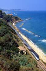 Ein ETR450 bei Marina di San Vito, 23.08.2001.