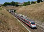 Der Pendolino ETR 485 033 in  FRECCIARGNTO -Lackierung war am 18.05.2014 mit dem  Eurostar ES 9464 nach Miilano Centrale unterwegs, und wurde von mir mittels Nachschuss in San Giorgio in Salici