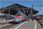 Ein FS Trenitalia ETR 610 verlässt als EC 34 von Milano nach Genève den Bahnhof von Lausanne.