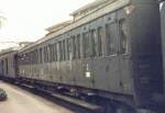 Die Centoporte waren in den Localzgen der FS bis in die 80er Jahre anzutreffen. Hier ist einer dieser Wagen am 19.03.1980 in Alassio anzutreffen.