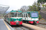 ADE14+17 als FCE Borgo-Randazzo erreichen am 03.04.2023 den Bahnof Adrano, welchen ADE24+23 bereits erreicht haben und ca. zwei Stunden später wieder verlassen werden. 