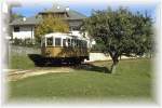 Italien/Sdtirol,Noch eine Aufnahme eines zweiachsigen Triebwagens bei Klobenstein (1985)