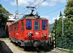 FERROVIA GENOVA CASELLA FGC  NORMALBETRIEB  BEGINN DER ROTEN PHASE  Triebwagen A 9 beim Verlassen des Bahnhofs Genova P.