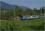 Bunte Bahnen rund um die Schweiz: Bei Gagnone-Orcesco konnte ich den SSIF ABe 8/8 22 als Regionalzug 763 von Domodossola nach Re fotgrafieren. Am Linken Bildrand ist der Kirchturm des nächsten Ortes, Druogno zu erkennen.
13. Mai 2015  