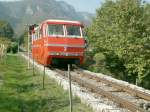Mendelbahn/Sdtirol.Wagen Nr.2 auf der Talfahrt kurz vor der Talstation.17.10.07