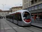 GEST-Tram 1015
Florenz Alamanni-Stazione

Seit dem 14. Februar 2010 verkehrt in Florenz (endlich wieder) eine Staenbahnlinie. 
Sie fhrt vom Florentiner Hauptbahnhof Santa-Maria-Novella bis zur Endstation Villa Costanza in der Gemeinde Scandicci.
Betrieben wird sie mit Wagen des Typs AnsaldoBreda Sirio vom Unternehmen GEST (Gestione del Servizio Tramviario = Straenbahnbetrieb), an welchem die Pariser Verkehrsbetriebe RATP mageblich beteiligt sind.

03.04.2010