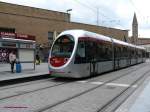 GEST-Tram 1015
Florenz Alamanni-Stazione

Seit dem 14. Februar 2010 verkehrt in Florenz (endlich wieder) eine Staenbahnlinie. 
Sie fhrt vom Florentiner Hauptbahnhof Santa-Maria-Novella bis zur Endstation Villa Costanza in der Gemeinde Scandicci.
Betrieben wird sie mit Wagen des Typs AnsaldoBreda Sirio vom Unternehmen GEST (Gestione del Servizio Tramviario = Straenbahnbetrieb), an welchem die Pariser Verkehrsbetriebe RATP mageblich beteiligt sind.

03.04.2010