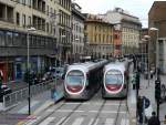 GEST-Tram 1008+1017
Florenz Alamanni-Stazione

Seit dem 14. Februar 2010 verkehrt in Florenz (endlich wieder) eine Staenbahnlinie. 
Sie fhrt vom Florentiner Hauptbahnhof Santa-Maria-Novella bis zur Endstation Villa Costanza in der Gemeinde Scandicci.
Betrieben wird sie mit Wagen des Typs AnsaldoBreda Sirio vom Unternehmen GEST (Gestione del Servizio Tramviario = Straenbahnbetrieb), an welchem die Pariser Verkehrsbetriebe RATP mageblich beteiligt sind.

03.04.2010