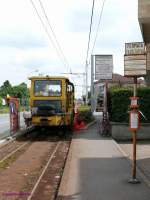 An der Tram-berlandlinie Tranvia Interurbana von Milano nach Limbiate finden im Sommer 2012 dringend notwendige Gleisbauarbeiten statt. Hier an der Fermata Facoltativa (Bedarfshaltestelle) Limbiate Corso Milano ist dazu die Gleisbaumaschine ACMER-Plasser-UST-79-S im Einsatz.

Limbiate 
2012-06-04