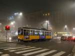 Mein erstes Trambild in Milano (Mailand)....
Die Tram 1719 eine ATM-Baureihe 1500 besser bekannt als  Ventotto  (italienisch für achtundzwanzig) abgeleitet vom ersten Baujahr der Serienwagen im Jahr 1928, als Linie 5 (Ospedale Niguarda - Ortica), hier am 27.12.2015 kurz vor der Haltestelle Piazza Duca D'Aosta.

Diese Straßenbahntriebwagen sind die ältesten planmäßig eingesetzten Straßenbahnwagen in Europa. Aufgrund ihres relativ geringen Fassungsvermögens fahren sie nur noch auf den weniger frequentierten Linien 1, 5, 19, 23 und 33, sowie als Verstärker außerdem auch auf der Linie 2. 