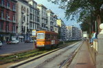 ATAC Neapel: Der Tw 1024 fährt im April 1996 die Riviera di Chiaia entlang