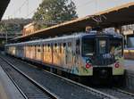 17.07.2017 19:34 Zwei Triebzüge Baureihe MA 100 der ATAC Verkehrsbetriebe als Vorortzug auf der Linie Cristoforo Colombo - Roma Porta San Paolo in Roma Porta San Paolo.