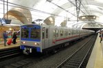 Eine ungewöhlich saubere U-Bahn am 07.10.15 am Halt Roma-Termini