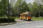 Triebwagen 2863 der Turiner Straßenbahn in der Endhaltstelle der Linie 15 (04.05.2019) am Corso Casale in Sassi