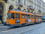 Straßenbahn Turin Zug 2802 auf der Linie 15 nach Brissogne bei Sant’Ottavio, 27.07.2022.