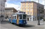 Tramwagen 404 unweit der Endstation an der Piazza Oberdan im Herzen von Trieste. (07.06.2009)