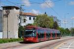 Tw.13 auf der Fahrt nach Marghera in der Via della Rinascita.