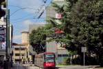 Venezia (Mestre), piazza Ventisette Ottobre - Lohr Translohr STE4-12 als eine Straßenbahn der Linie T1, 14.09.2014