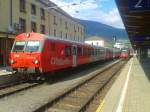 REX 4624 (Lienz - San Candido/Innichen) am 18.5.2015 vor der Abfahrt in Lienz. Diese Garnitur verkehrt dieses Jahr als erste wieder mit Fahrradtransportwagen.