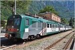 Wie früher TrenItalia fährt auch TreNord mit diesen betagten Ale auf der Stichstrecke zwischen Colico und Chiavenna. Ale 582-041 im Bahnhof Chiavenna. (28.06.2016)