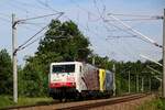 Als LZ sind 189-905 und 189-912 auf der KBS 9507951 nahe Grafing am 27.06.2021 unterwegs