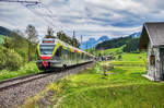 ETR 170 032-6 der SAD fährt als REX 1870, auf der Fahrt von Lienz nach Fortezza/Franzensfeste bei Sillian vorüber.