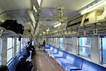 Blick ins Innere des Wagens KIHA 37 2.