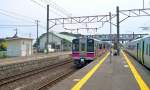 Serie 701 des Bezirks Akita auf der Tsugaru-Halbinsel: Hier im Dorf Kanita ist der nördlichste Punkt des elektrischen Betrieb von JR-Ostjapan erreicht; für Zug 701-3 endet der Dienst hier.
