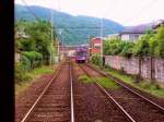Der entgegenkommende Wagen 622 hat soeben die Endstation Arashiyama ( Strmische Berge ) verlassen.