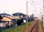 Nishitetsu-Konzern, Kaizuka-Linie (1067mm-Spur): Noch knapp 2 Wochen fährt die Bahn durch die kleinen Küstensiedlungen östlich von Fukuoka.