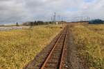 Die Hanasaki-Linie, Asiens östlichste Bahnlinie: Der Triebwagen nähert sich der Haltestelle Hanasaki.