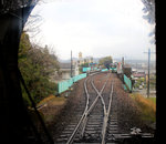 Die Ostküstenlinie der Insel Shikoku ist rund 80 km lang und führt meist durch wildes Gebirge, wo nur wenige Fahrgäste einsteigen.