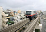 Die Monorail von Naha, Hauptstadt von Okinawa: Nach der Rückgabe an Japan der amerikanisch besetzten Okinawa-Inselgruppe zwischen Japan und Taiwan im Jahre 1972 wurden bald Pläne für