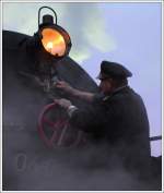 (Jesenice 10.11.2012) Whrend Rudi sich noch um die Borsig kmmert……     