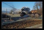 Die SZ Dampflok 33-037 fährt mit dem Weihnachtszug 15021 von Ljubljana nach Novo Mesto. Trebnje 17.12.2016