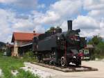 Dampflok 53-019 (Baujahr: 1928) neben die Gterstrecke Kranj-Naklo auf Bahnhof Naklo am 9-8-2010.