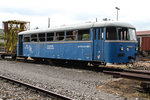 Triebwagen Schienenbus 812 089-7 der Slowenischen Eisenbahn, zerstört am Abstellgleis in Divaca am 19.05 2016.