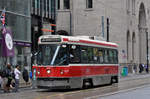 CLRV Tramzug der TTC 4027, auf der Linie 504 unterwegs in Toronto.