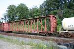 CN Mitteltrger Trennwand Flachwaggon??(Centerbeam bulkhead flat car) bei Hamilton,ON am 28.7.2009.