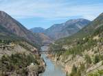 Die nordwrts fhrende Bahnstrecke der CN von Vancouver nach Prince George am 01.09.2013 bei Lillooet. Um ein Zug fotografieren zu wollen htte ich leider sehr viel Geduld gebraucht.