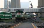GO-Transit GP38 543 bei der Einfahrt in die Union Station in Toronto am 14.8.2009.